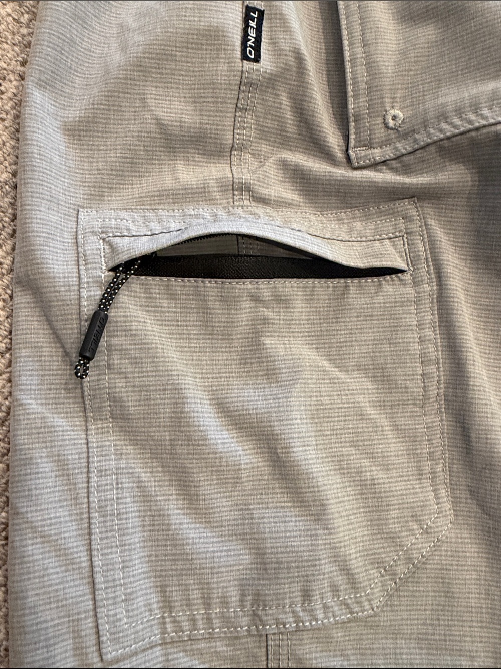 O'NEILL CROSSOVER HYBRID LIGHTWEIGHT MENS GRAY CARGO BOARD SHORTS SIZE 30 WAIST - Picture 7 of 14